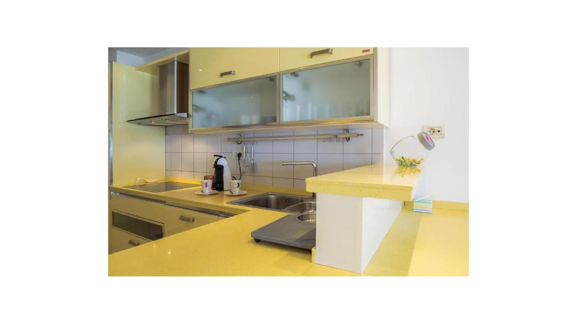 Beach Front Apartment In Split With Wifi
